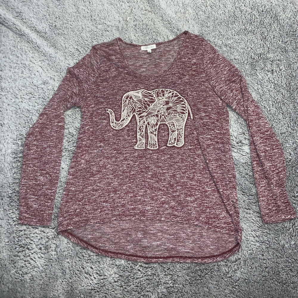 Aeropostale Burgundy Long Sleeve w/ Elephant SizeL